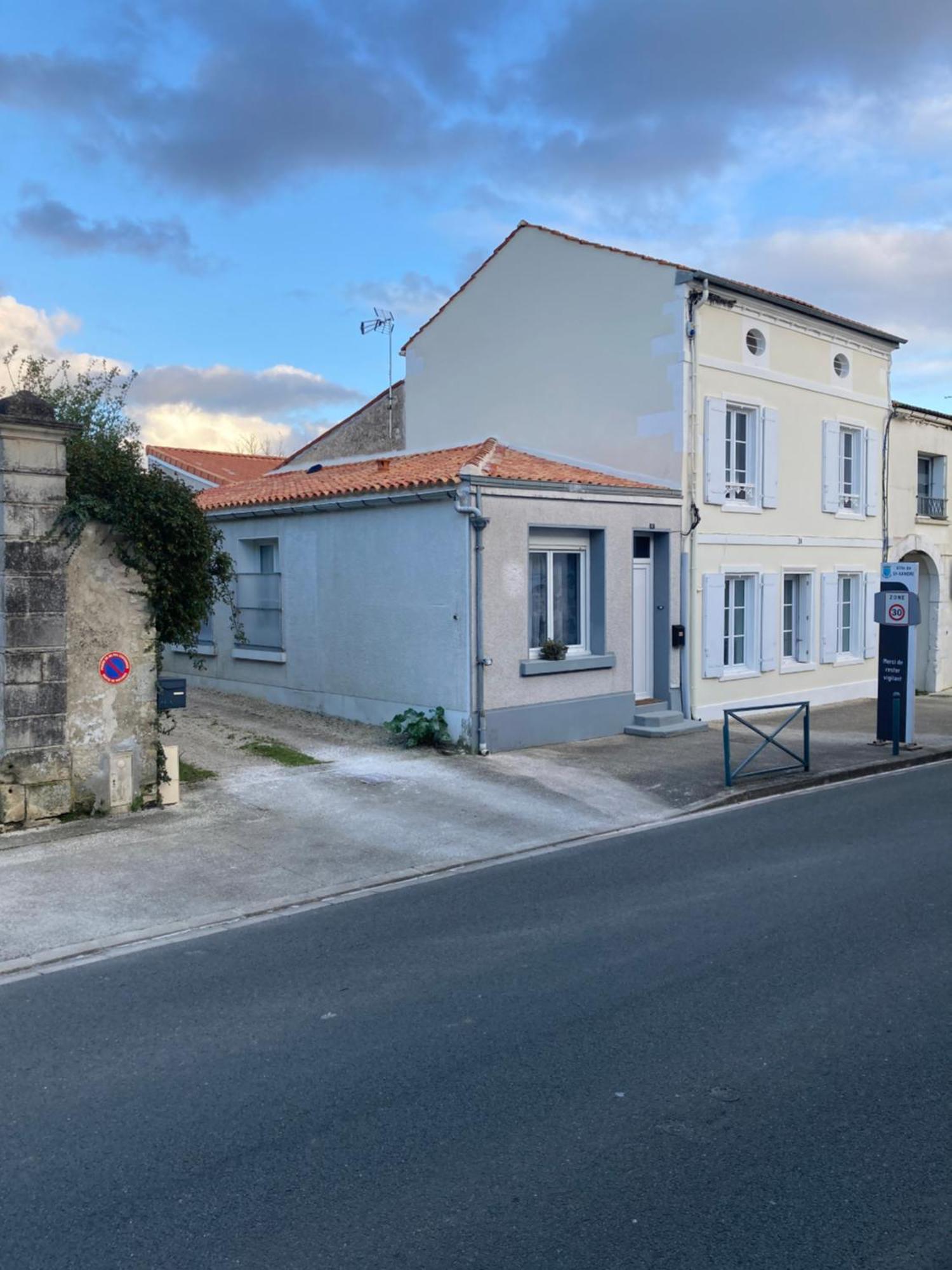 Вилла Location La Rochelle Saint-Xandre Экстерьер фото